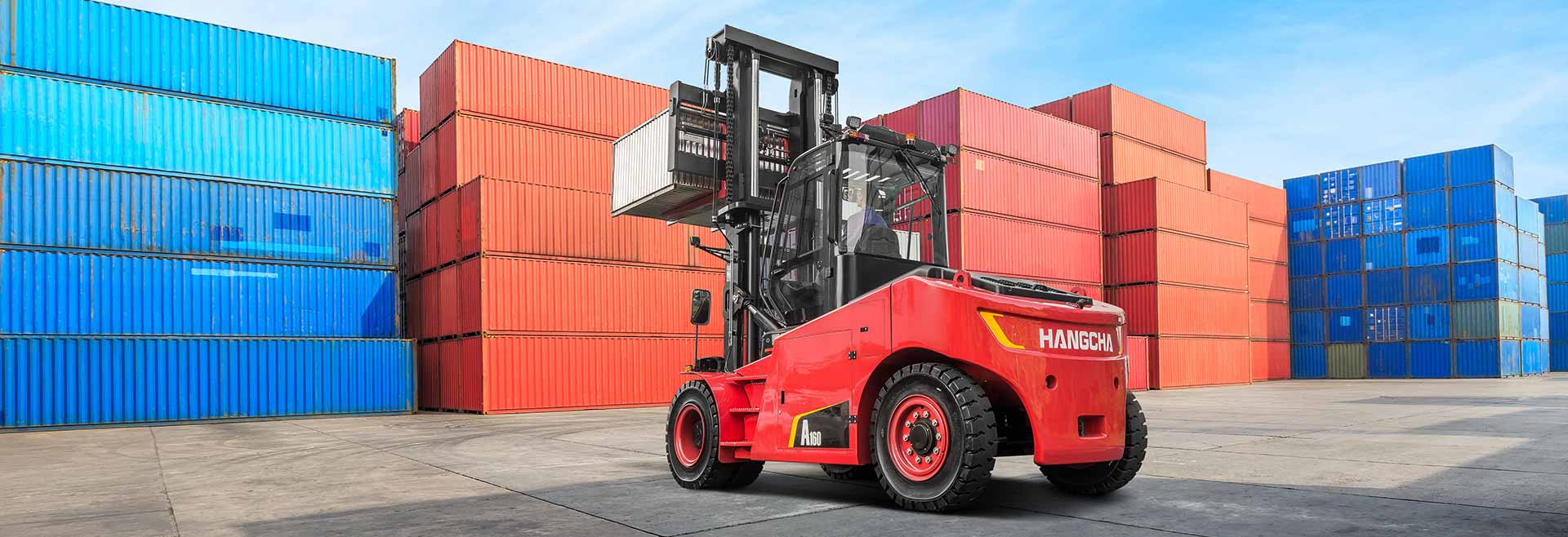 4 wheel forklift A Series - A Series 4 wheel forklift truck used in logistics operations